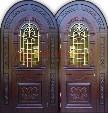 Индивидуальная арочная дверь со стеклом и ковкой ДА-19 в Архангельске