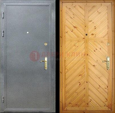 Серая металлическая дверь с евровагонкой ДЕ-12 в Архангельске