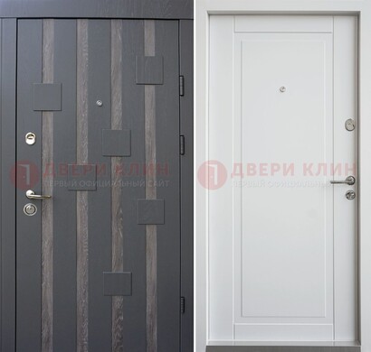Темная металлическая дверь c белом МДФ внутри ДМ-231 в Архангельске