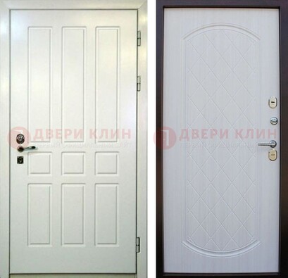 Белая стальная дверь с МДФ в квартиру ДМ-378 в Архангельске
