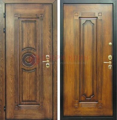 Коричневая металлическая дверь с массивом дуба с рисунком ДМД-10 в Архангельске