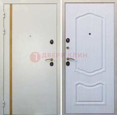 Белая входная дверь с порошковым напылением ДП-136 в Архангельске