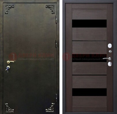 Входная дверь с порошковым покрытием с коричневой МДФ со стеклом ДП-236 в Архангельске