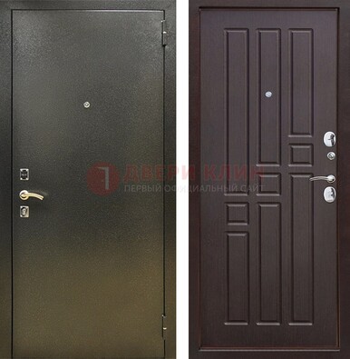 Входная темно-серая дверь с порошковым напылением и коричневой МДФ ДП-301 в Архангельске