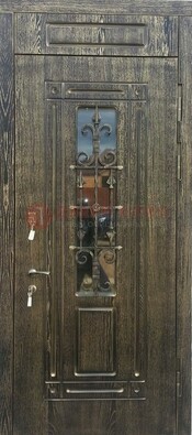 Зеленая входная дверь со стеклом и ковкой ДСК-67 в Архангельске