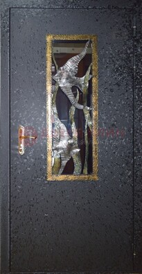 Металлическая дверь со стеклом и ковкой ДСК-82 для крыльца в Курске
