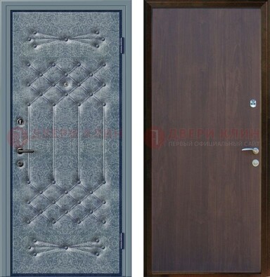 Серая металлическая дверь с винилискожей ДВ-35 в Архангельске
